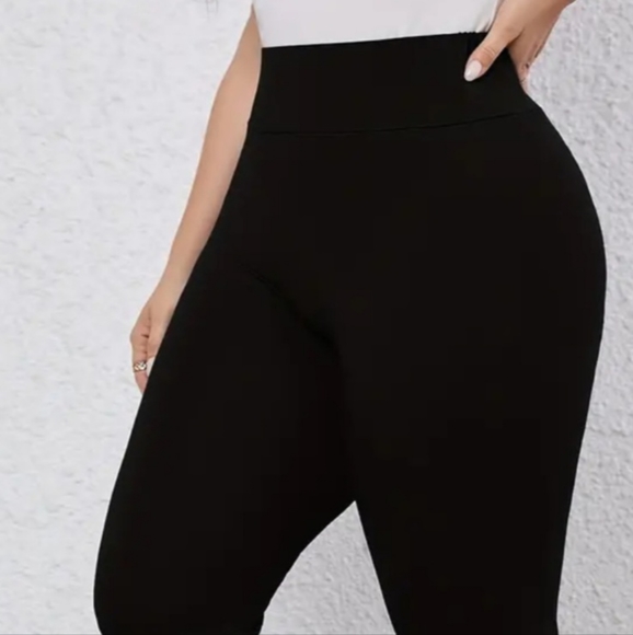 Brand new Capri Leggings - Picture 2 of 2